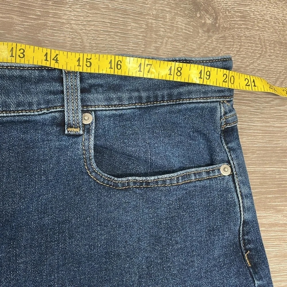NWOT L.L. Bean Classic Fit Denim Jeans High Rise Straight Leg 20W